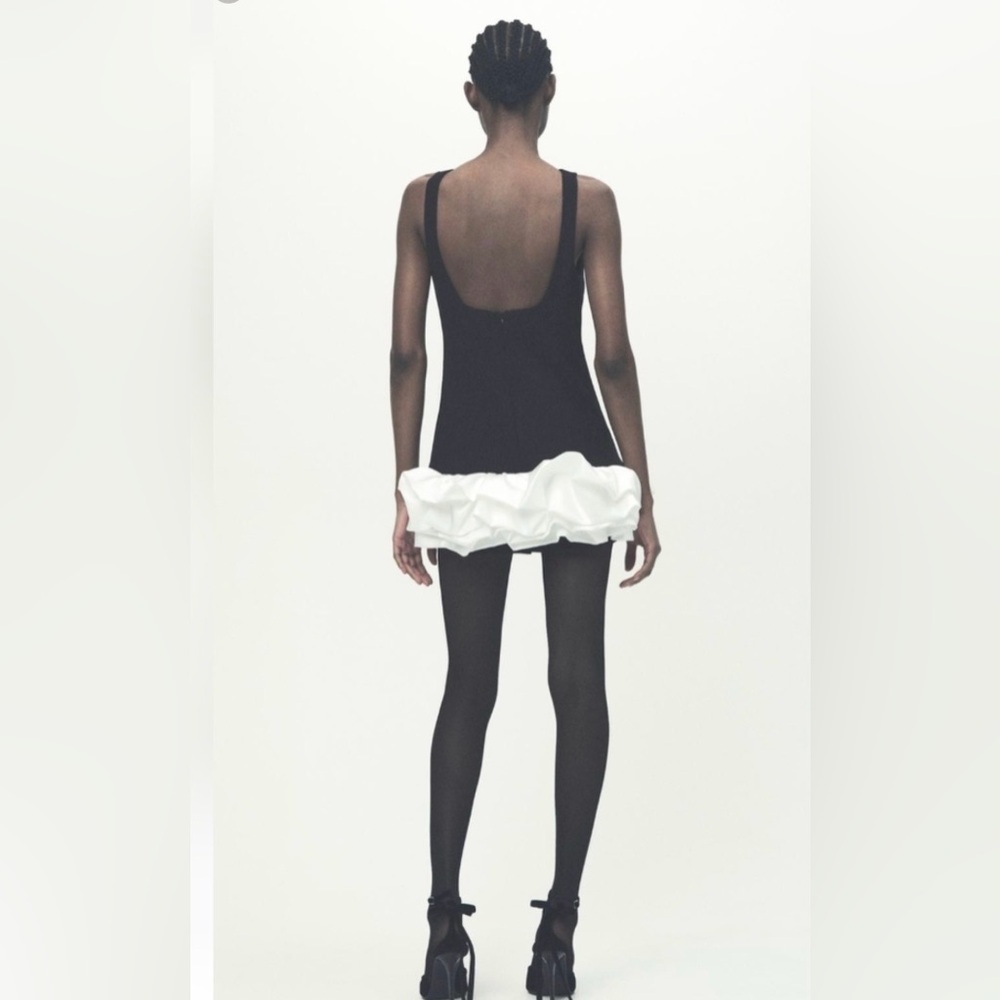 Zara Black and White contrast jumper Mini Dress size XS - Picture 3 of 6